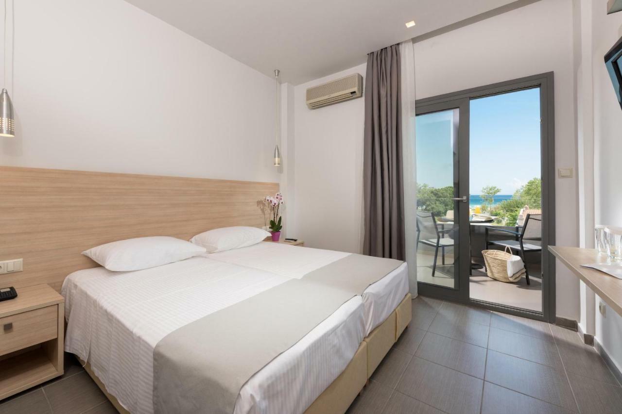 Princess Golden Beach Hotel Chrysi Ammoudia Exterior foto